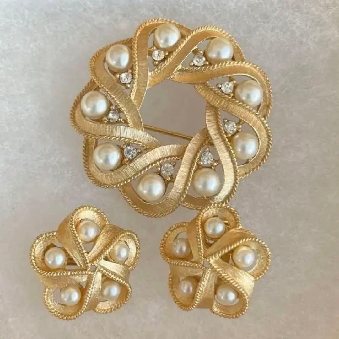 トリファリ　ブローチ＆イヤリングセット