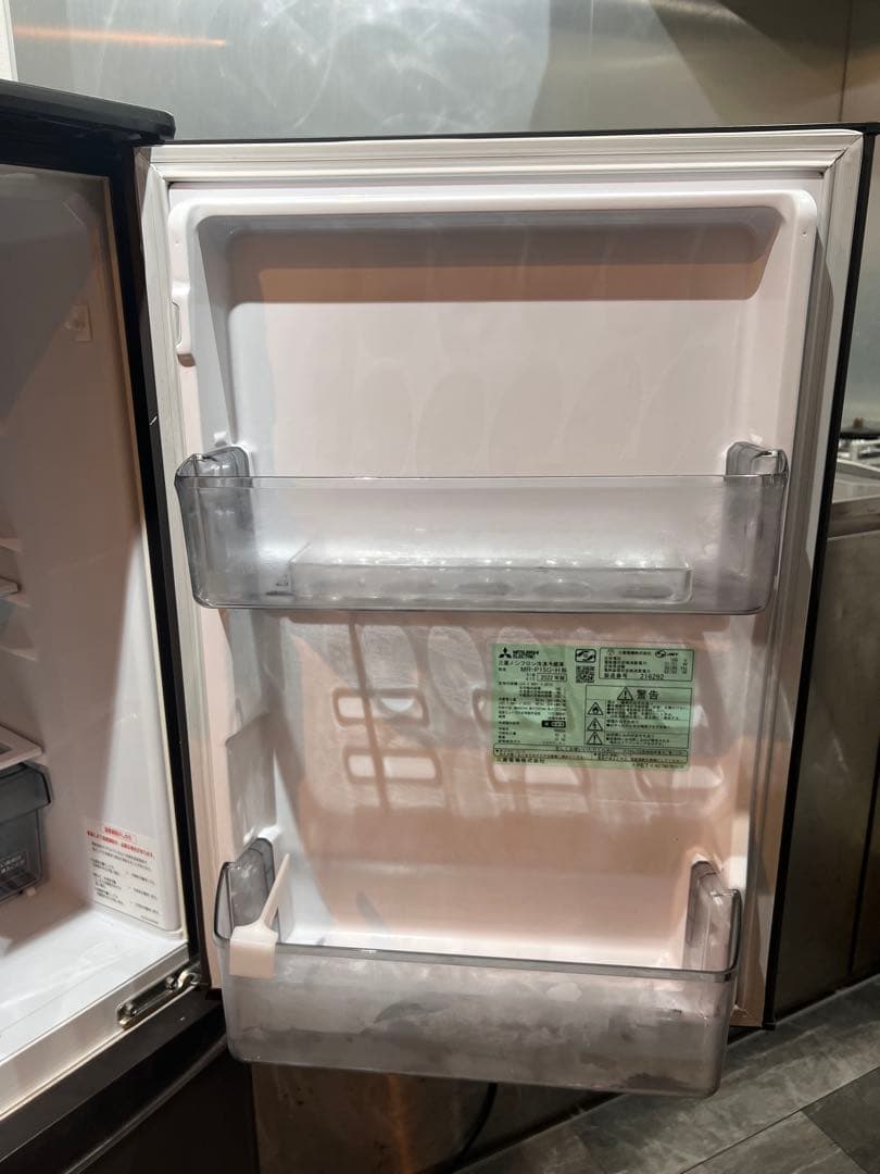 コンパクトボトムフリーザー冷蔵庫
