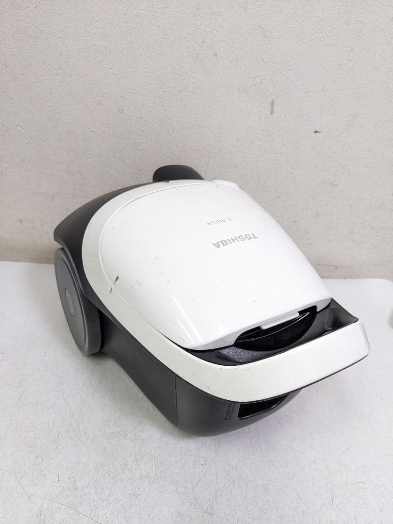 2023年製 TOSHIBA VC-PH65A-W 紙パック式掃除機