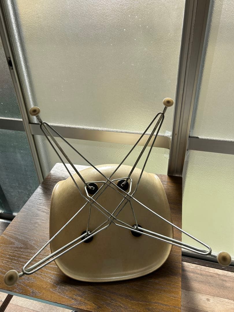 イームズ　サイドシェルチェア 初期型 エッフェルベース　ハーマンミラー