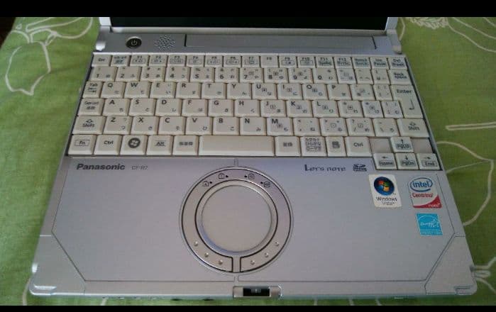 ノットパソコン、パナソニックLet’s note CF-R7