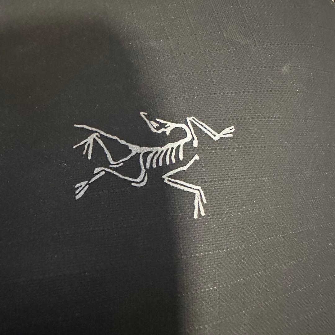 アークテリクス メッセンジャーバッグ 黒