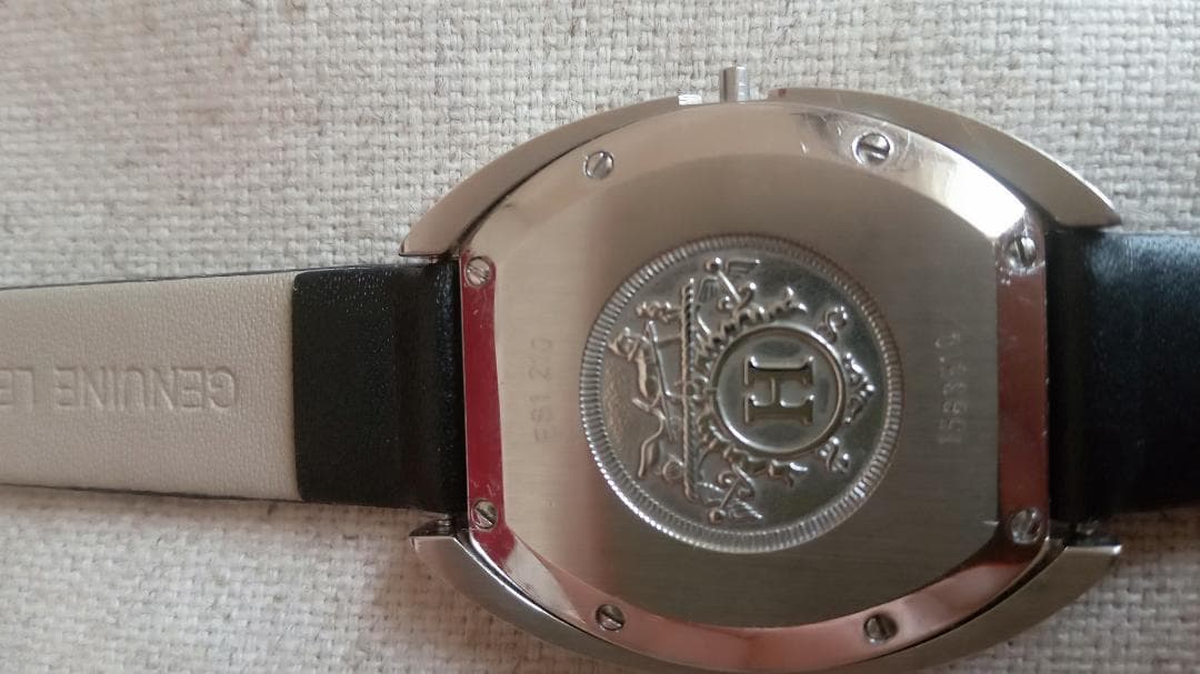 HERMESエルメスエスパス デジタル腕時計 レディス用　ブラック