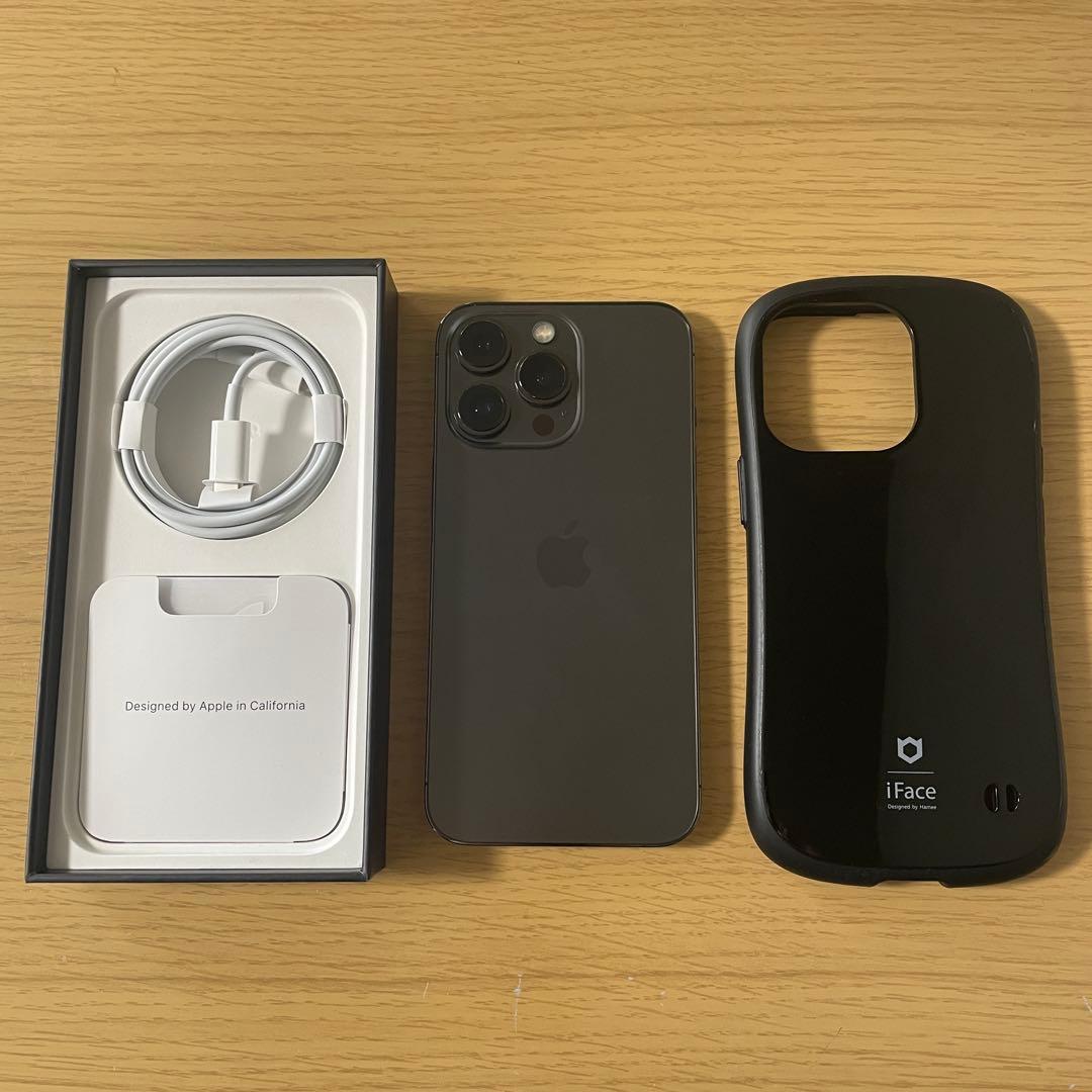 iPhone13pro ブラック　256GB iFace