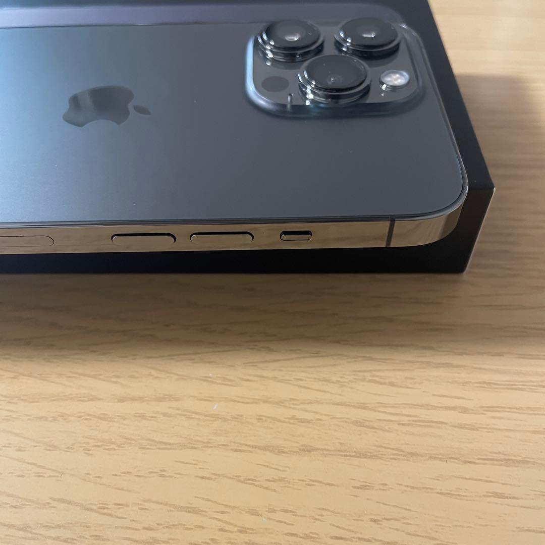 iPhone13pro ブラック　256GB iFace