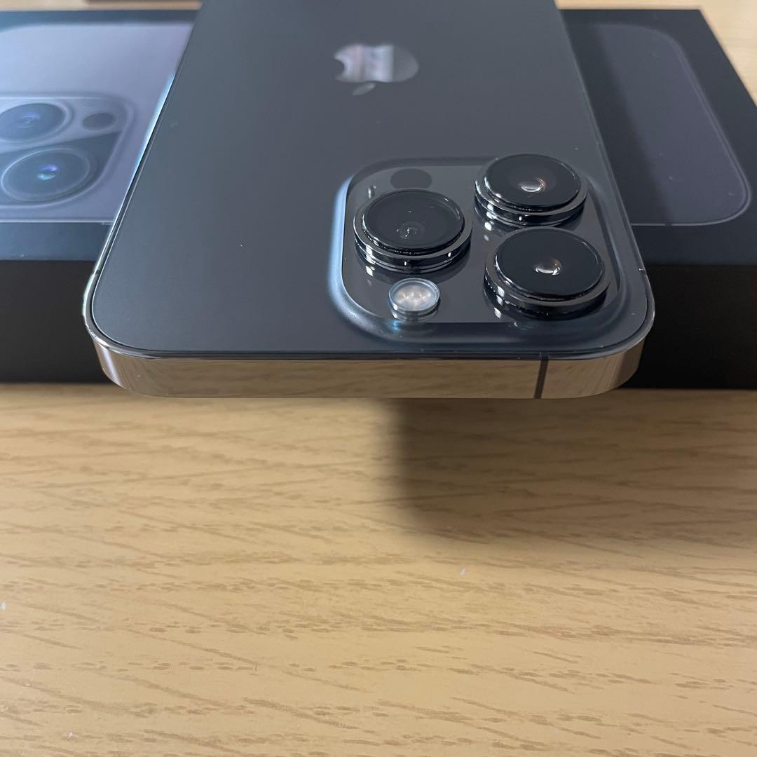 iPhone13pro ブラック　256GB iFace
