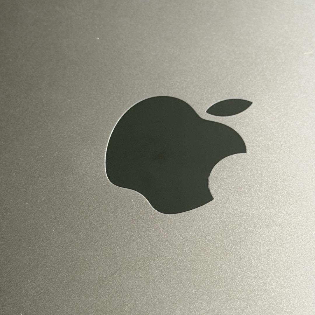 【美品】iPad Pro 12.9インチ 第6世代 128GB Wi-Fiモデル