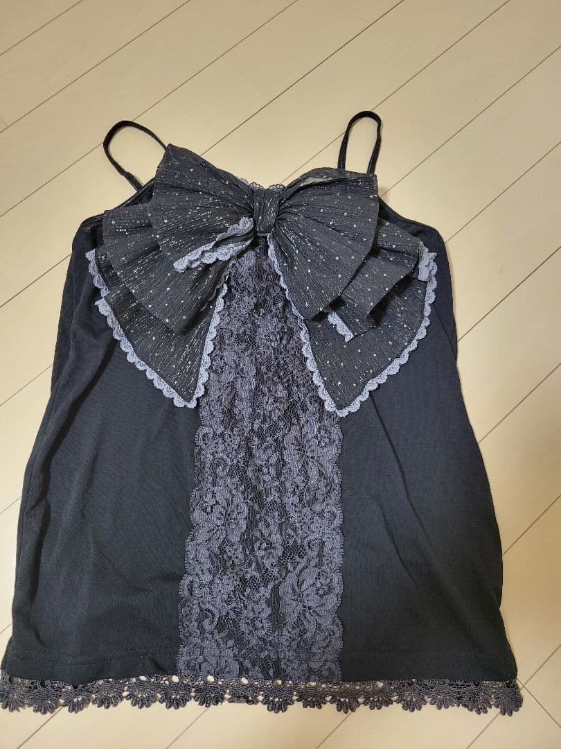 axes femme ビッグリボンキャミソール