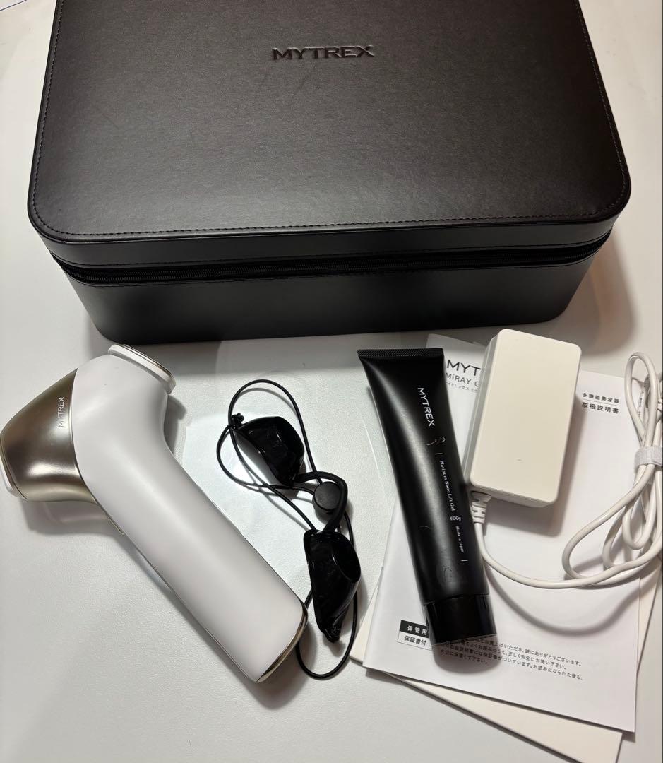 MYTREX ミライワン美顔器　ホワイト