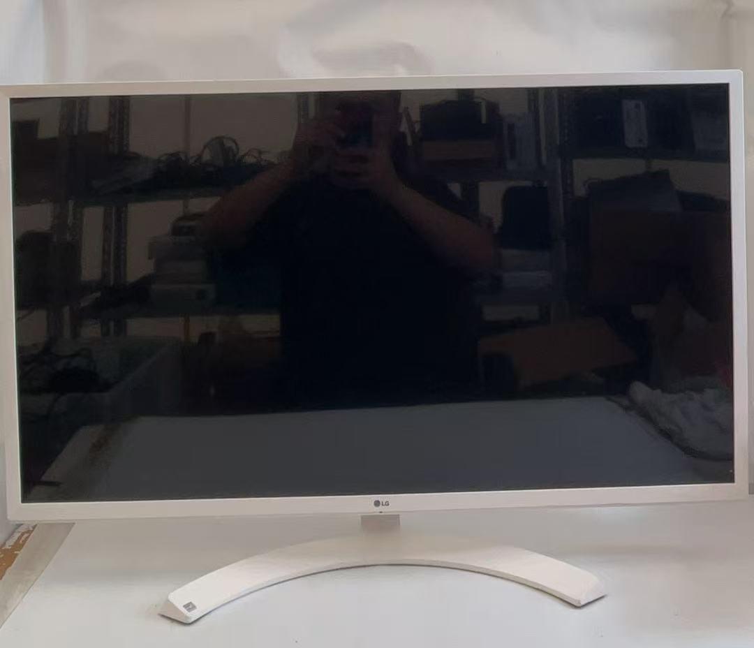 LG モニターディスプレイ 32MP58HQ-W 32インチ ホワイト 大画面