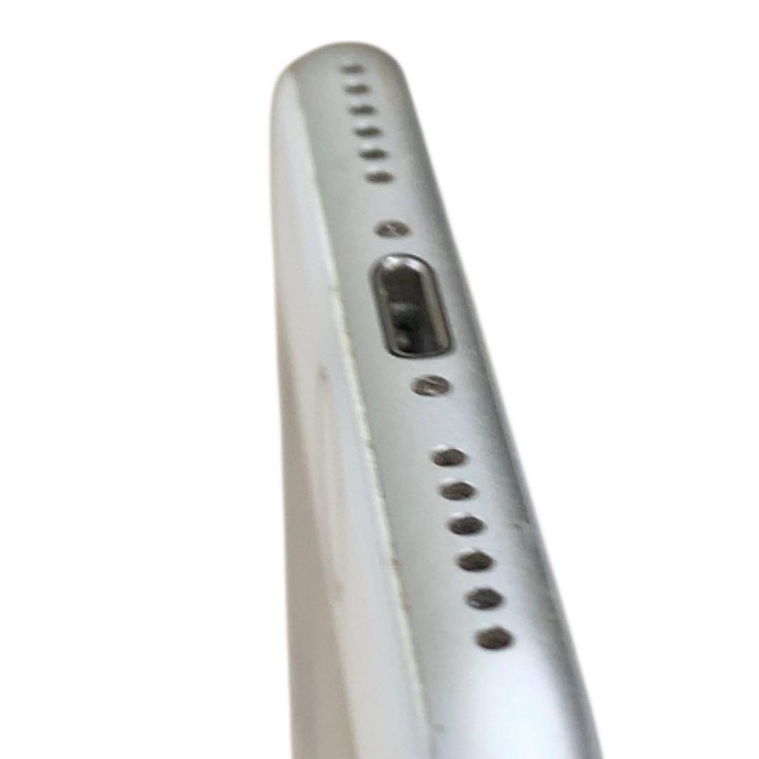 【美品 / 24時間以内発送】iPhone8 シルバー 64 GB SIMフリー