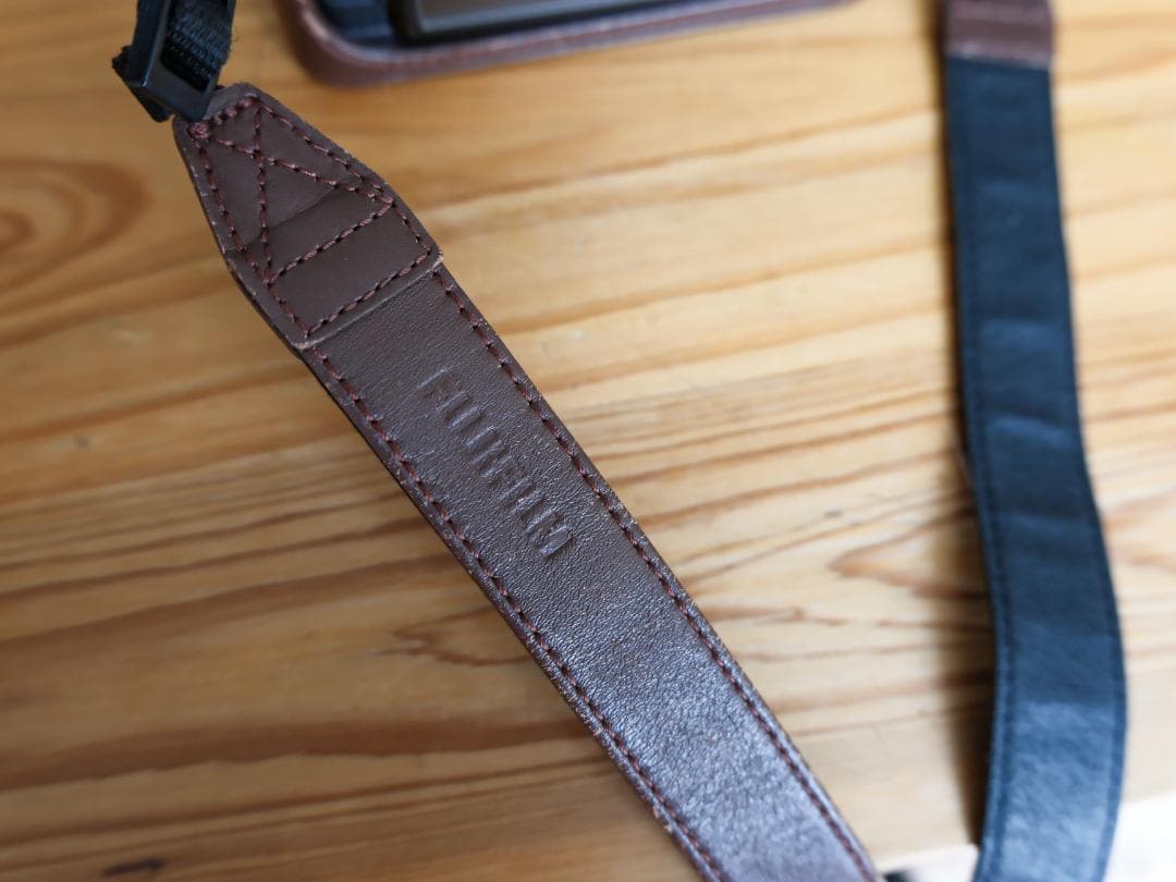 Fujifilm X100 【純正付属品多数あり】