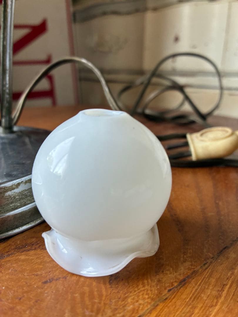 青柳アンティーク　デスク　ランプ　ベッドサイド卓上　ランプ　スズラン　レア