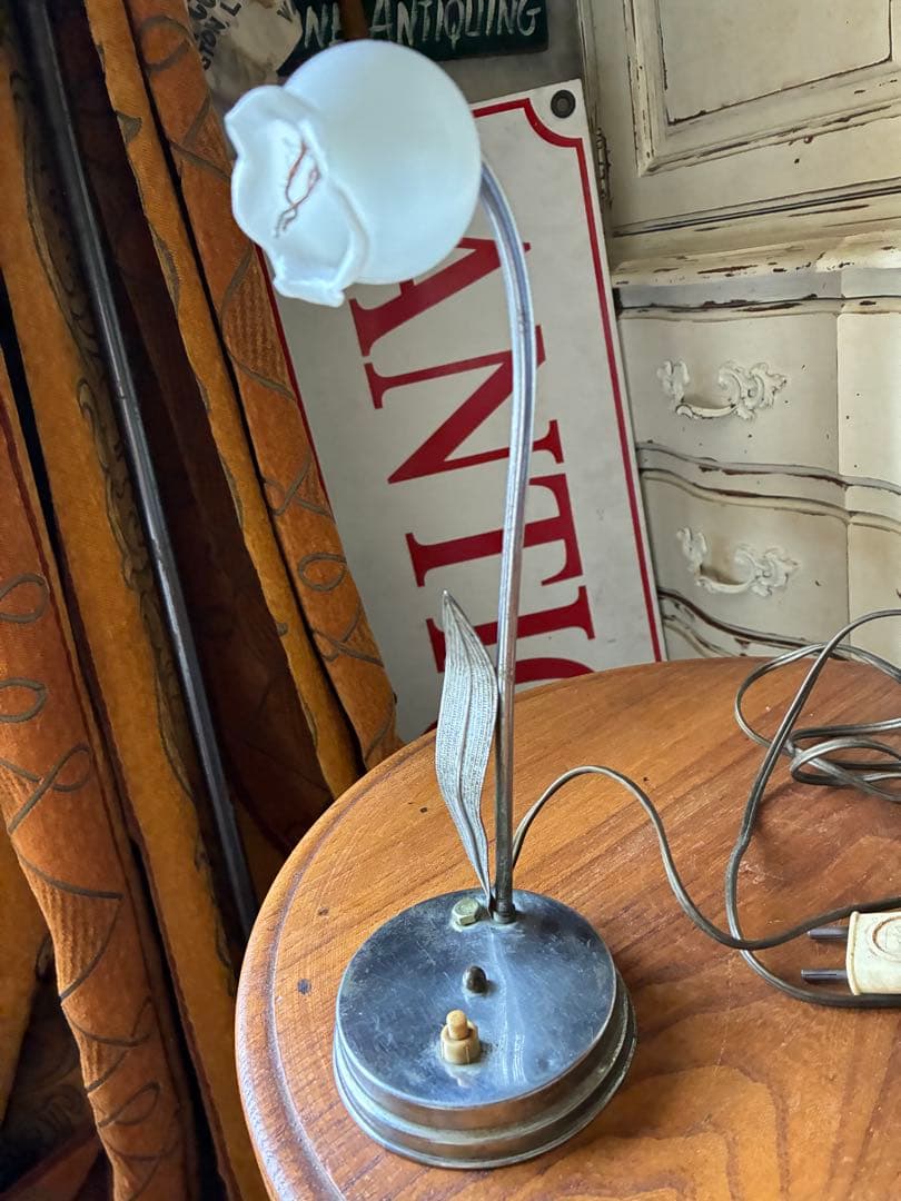 青柳アンティーク　デスク　ランプ　ベッドサイド卓上　ランプ　スズラン　レア