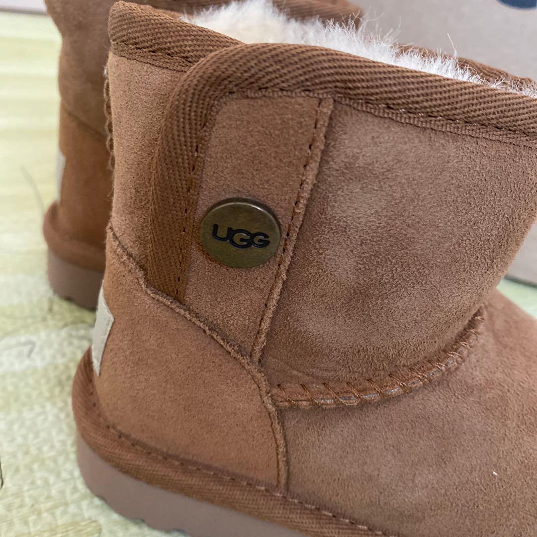 新品 未使用 UGG ブラウン ショートブーツ