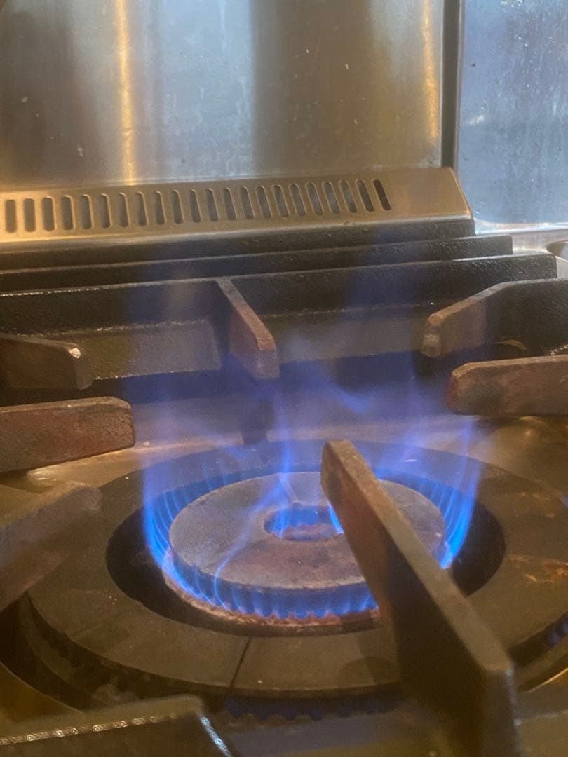 【52様】ガスレンジ3口（防熱板付き）