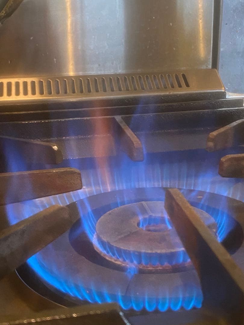 【52様】ガスレンジ3口（防熱板付き）