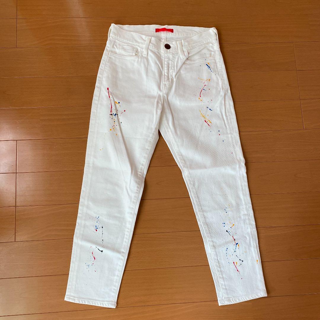 珍✳︎RED CARDペインティングホワイトデニム