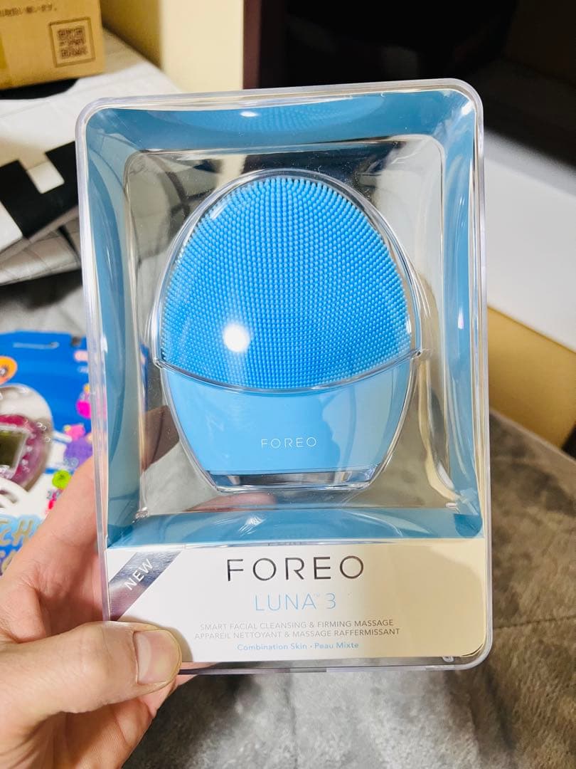 新品未使用品　FOREO LUNA3 美顔器　水色　フォレオ　ルナ3 混合肌用