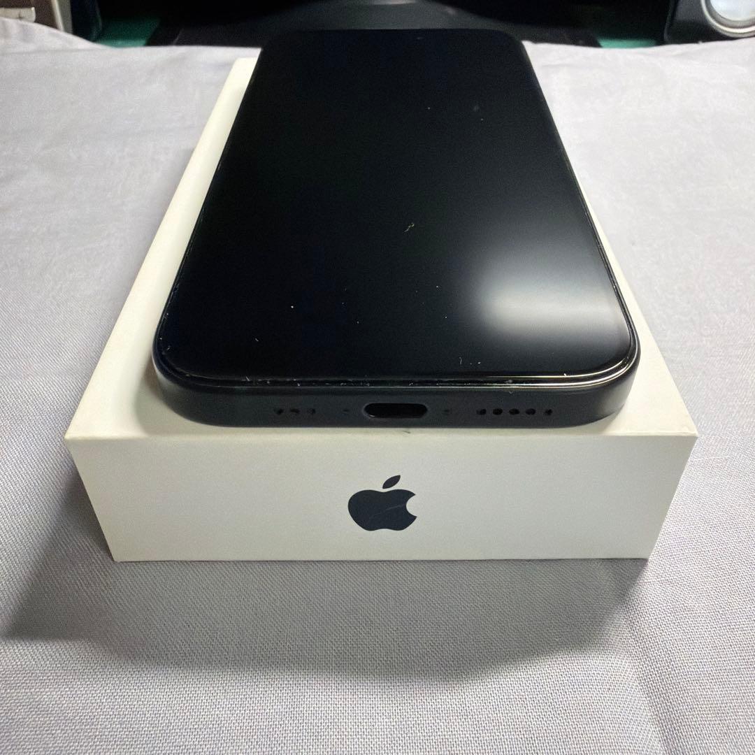 Apple iPhone 15 ブラック 本体 128GB SIMフリー