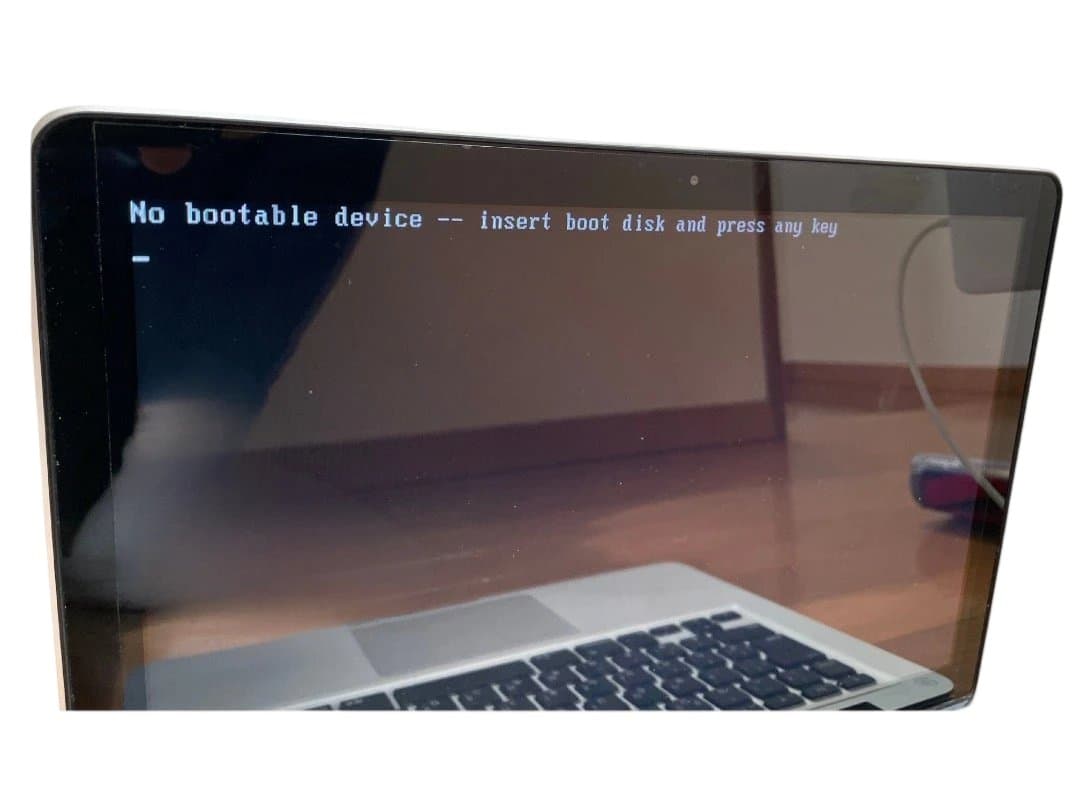 AppleMacBook Pro 2009年以降128GB13インチ（OSなし）