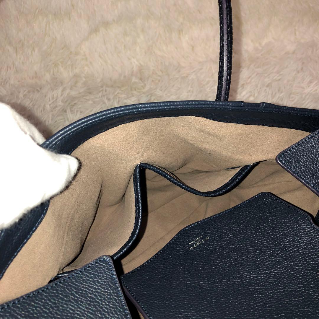 新品同様✨ペッレモルビダ ホーサー　フラップトートバッグ ネイビー