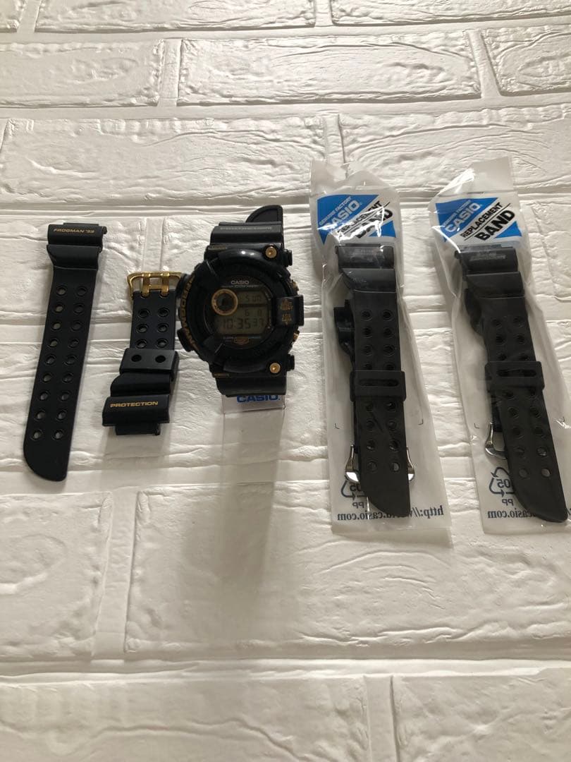 G-SHOCK FROGMAN '99 黒金蛙8200BU-9AT おまけ付き