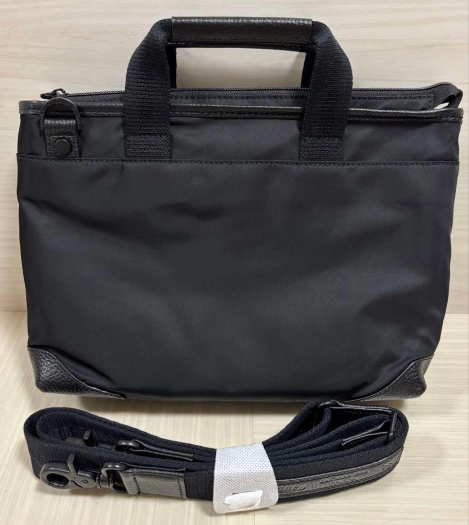 ロビアンコ ドライビング　トートバッグ　クリスマスギフト　イタリア