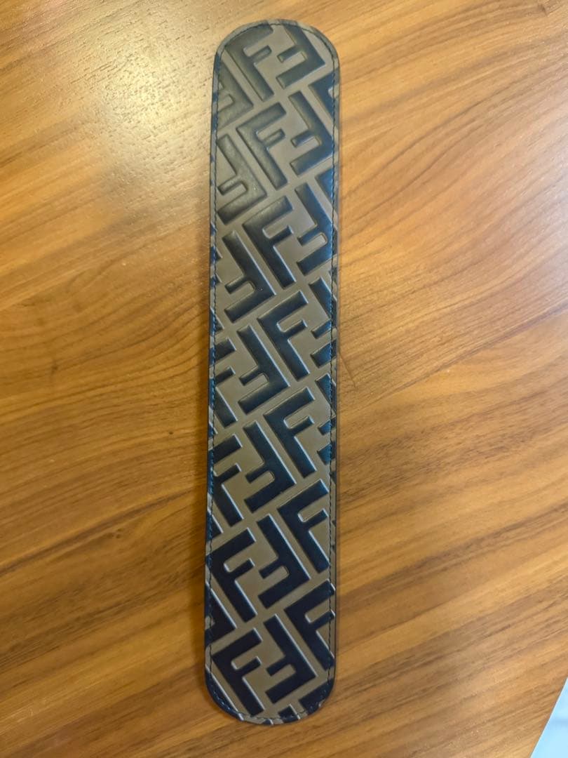 FENDI ショルダーストラップパット　ズッカ柄