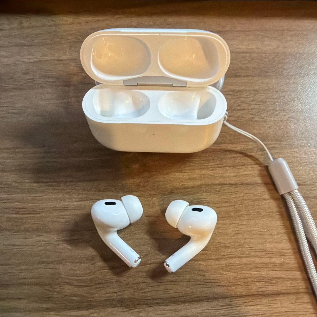 Apple AirPods Pro 第2世代 本体とケースのみ