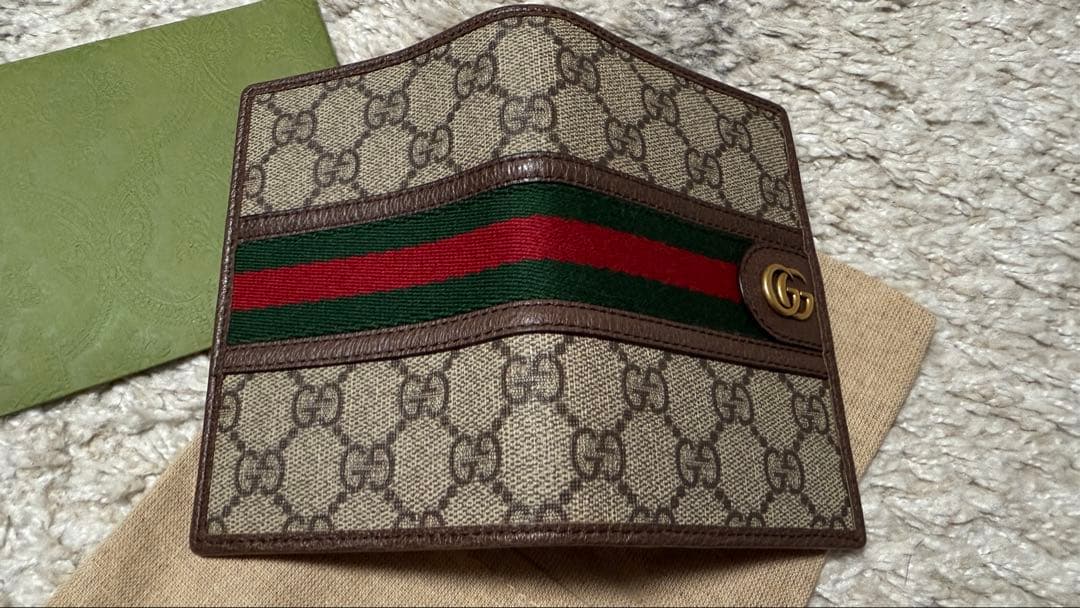 GUCCI グッチ パスポートケース 手帳カバー