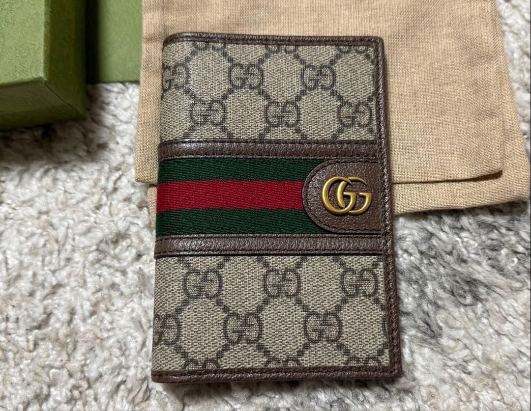 GUCCI グッチ パスポートケース 手帳カバー