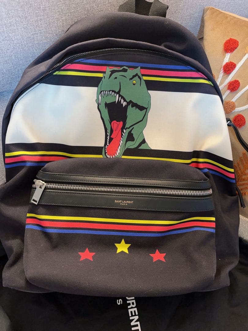 SAINT LAURENT 恐竜プリントリュックレザー キャンバス ブラック