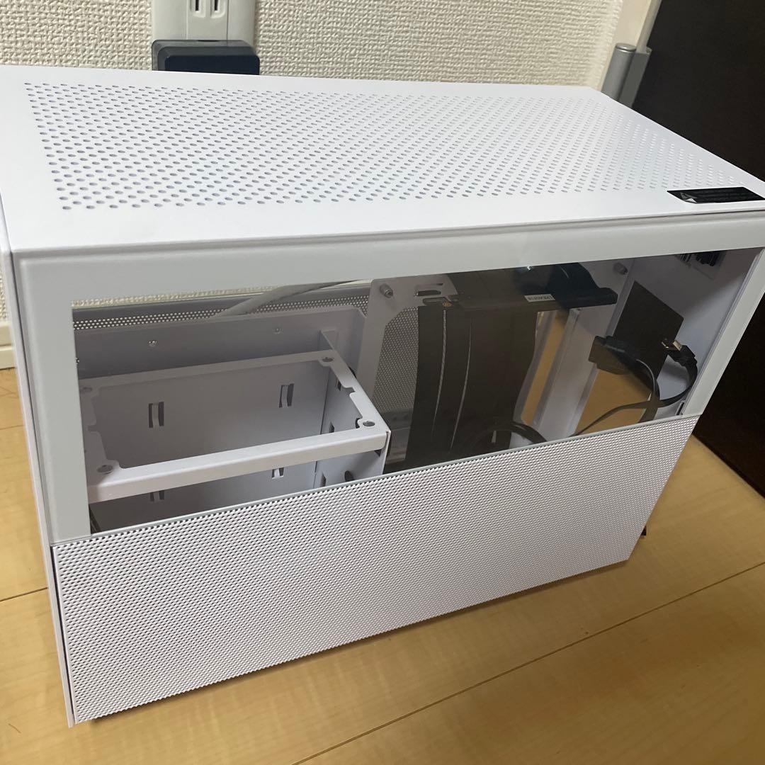 LIANLI Q58-W-4 ホワイト Mini-ITX PCケース