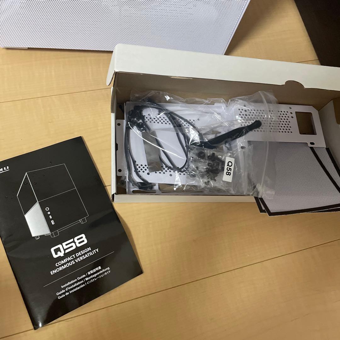 LIANLI Q58-W-4 ホワイト Mini-ITX PCケース