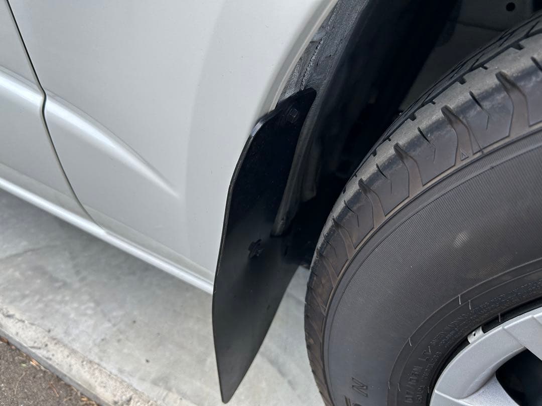 ハイエース TRD マッドフラップ 4枚セット ブラック マッドガード