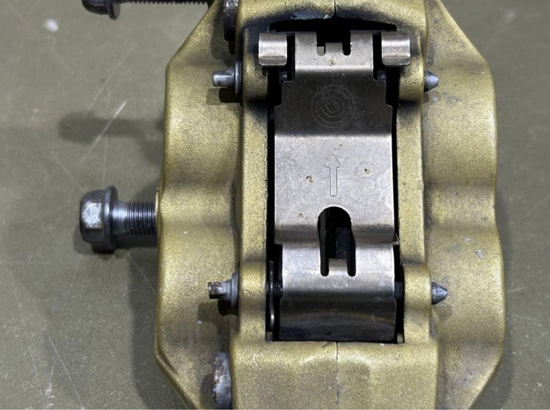 人気ブランド　NC31 ブレンボキャリパー