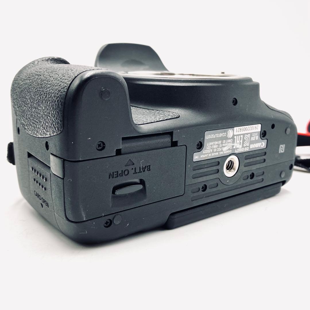 Wi-Fi対応♪ Canon EOS kiss X8i ダブルレンズセット