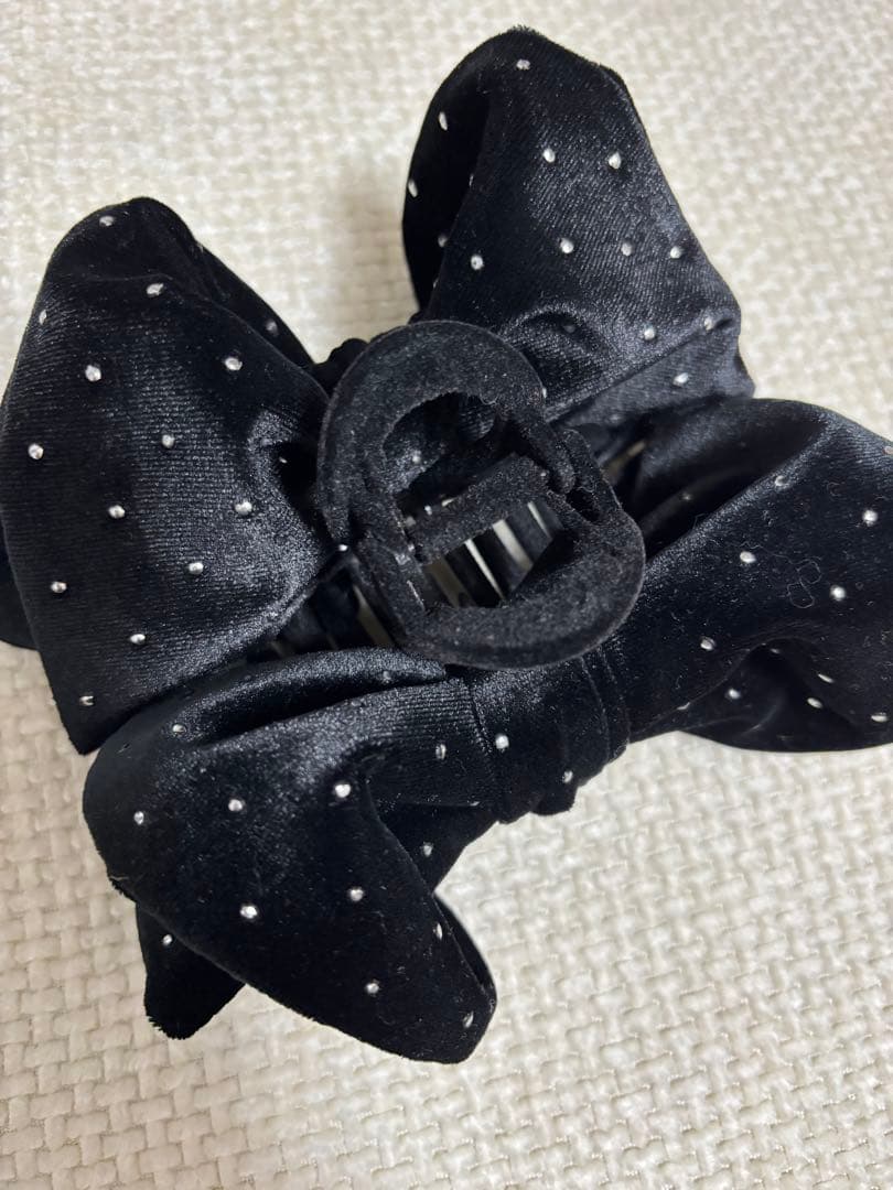 トレス　TRESSE ヘアクリップ【新品同様】お値下げしました