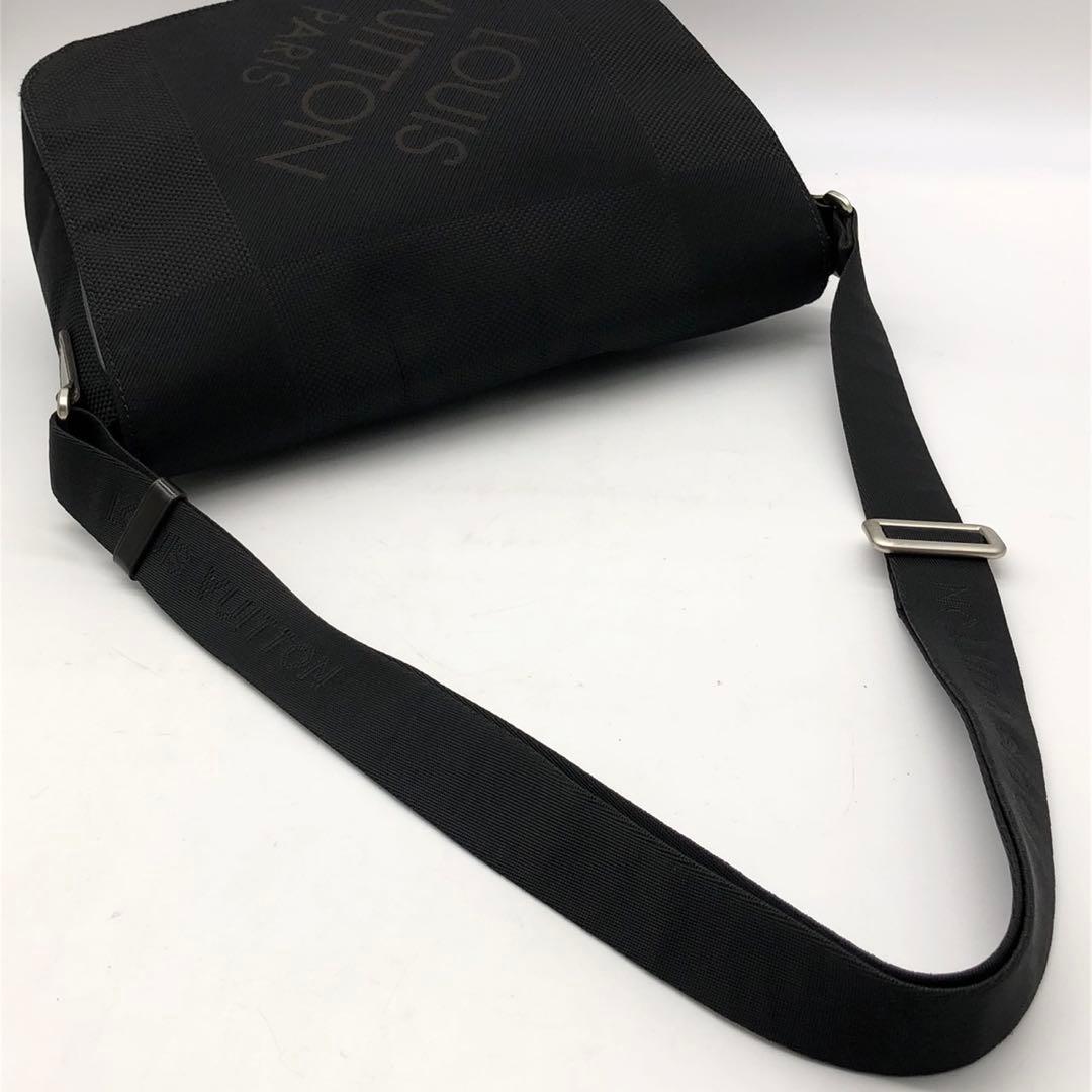 ルイヴィトン ショルダーバッグ ダミエジェアン プチメサジェ ノワール