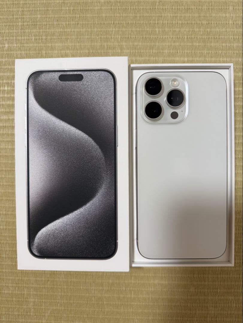 【まるす】【画面割れ】iPhone 15 Pro Max 256GB