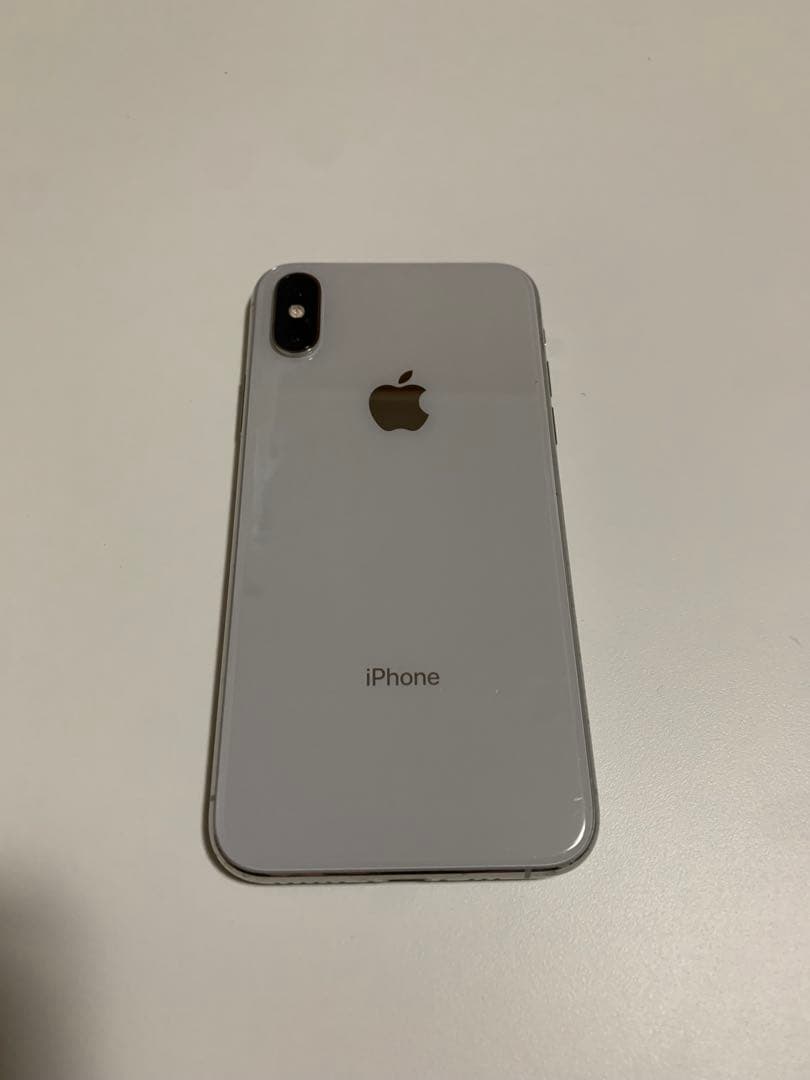 iPhoneXS 本体 ジャンク品　シルバー　SIMフリー iPhonexs