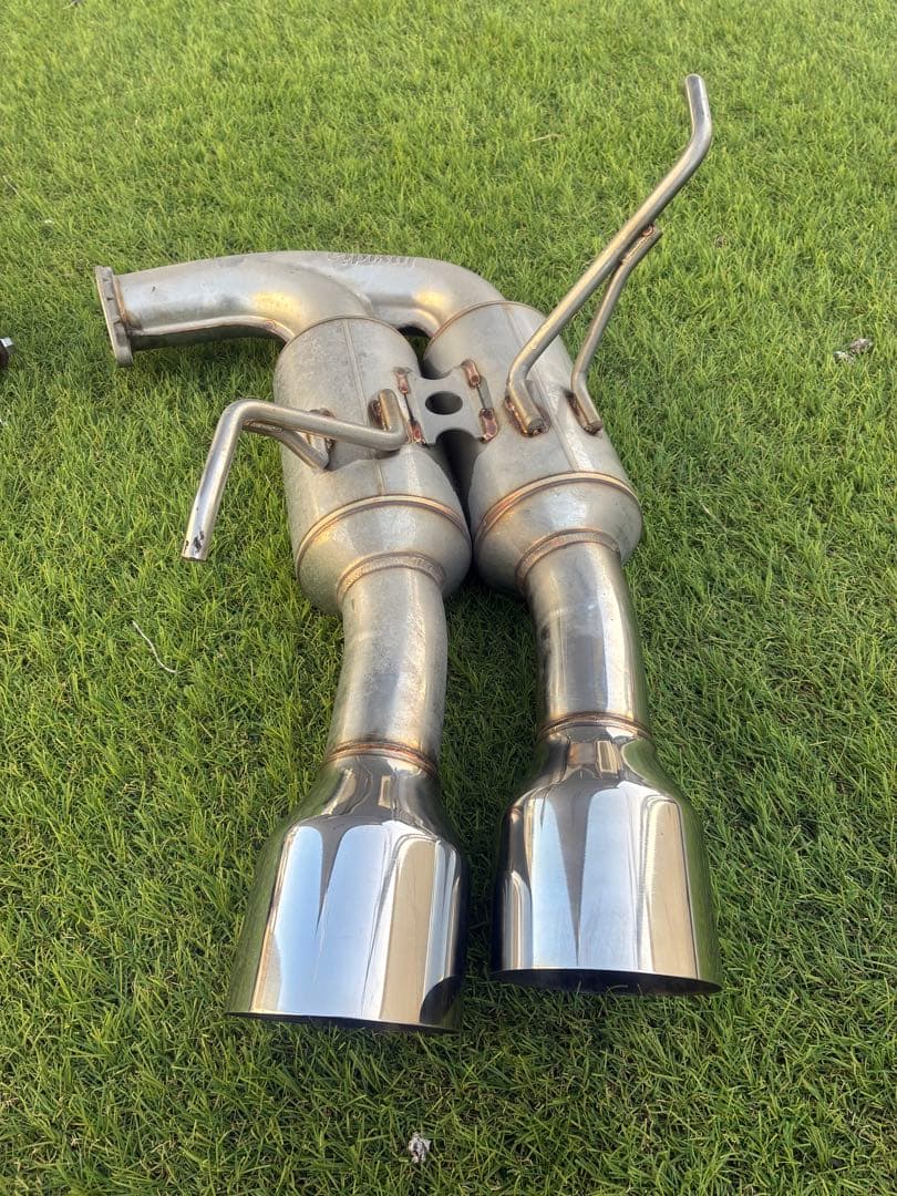 タピタピさん用InvidiaR400 WRX VAG STI VABマフラー