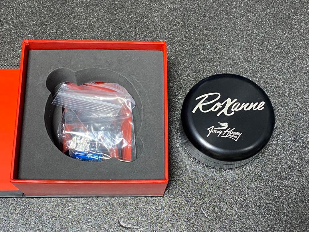 イヤホン JH Audio Roxanne Universal Fit