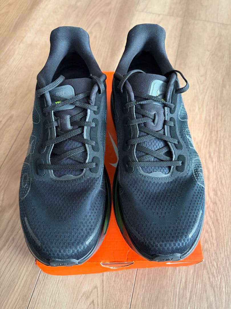 NIKE VOMERO PREMIUM ナイキ　ボメロ　プレミアム　※値下げ不可