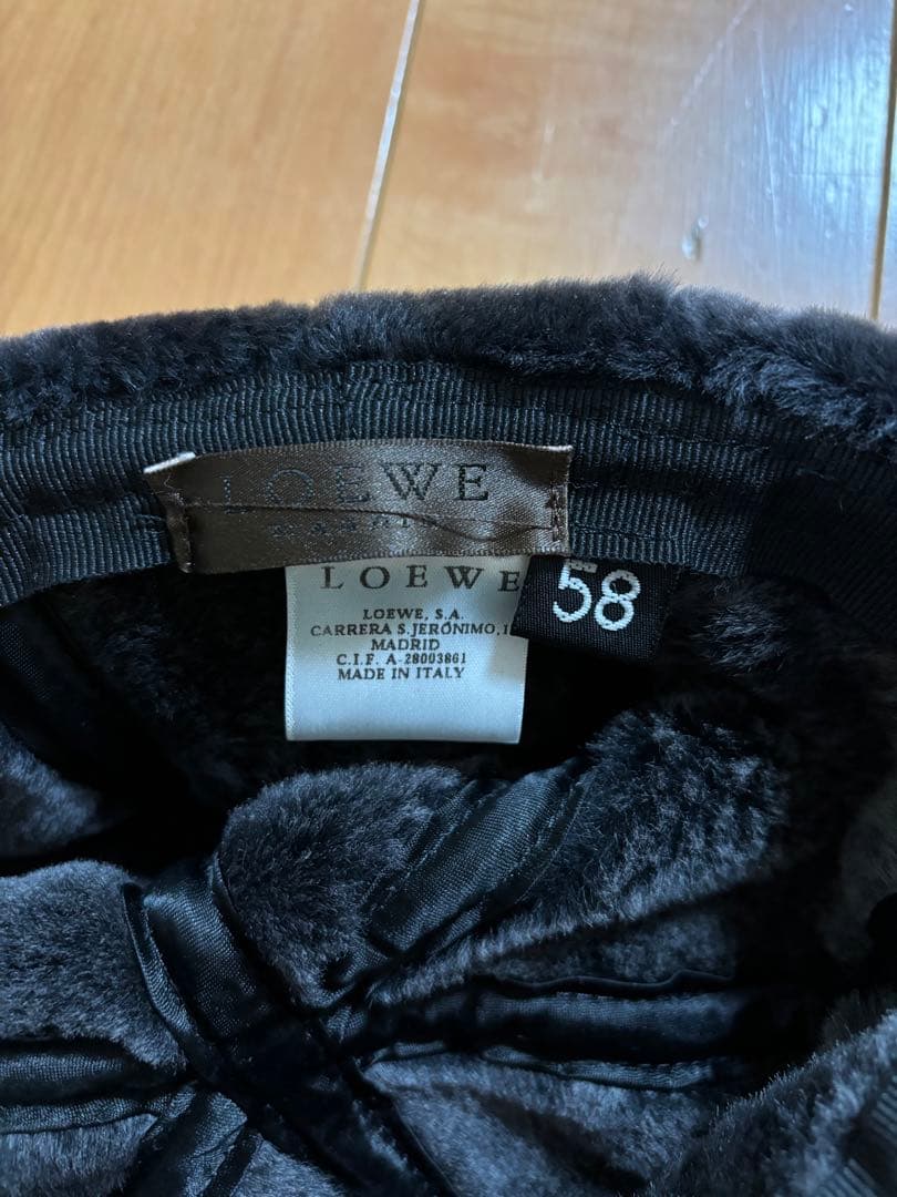 LOEWE ファー キャップ