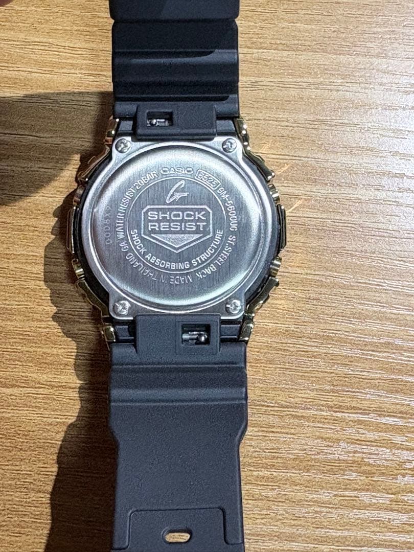 ほぼ新品！G-SHOCK GM-5600UG