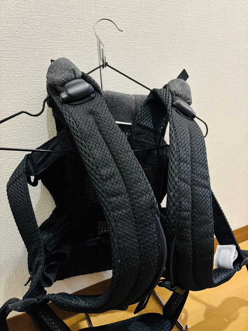 【極美品】BABYBJORN ベビービョルン ハーモニー 抱っこ紐 ブラック　黒