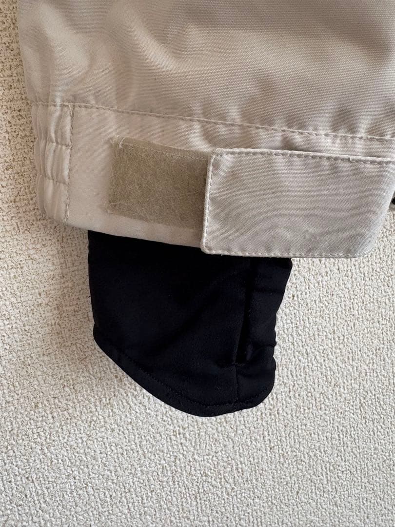 あいAIRBLASTER STAY WILDパーカー グレー/ホワイト M