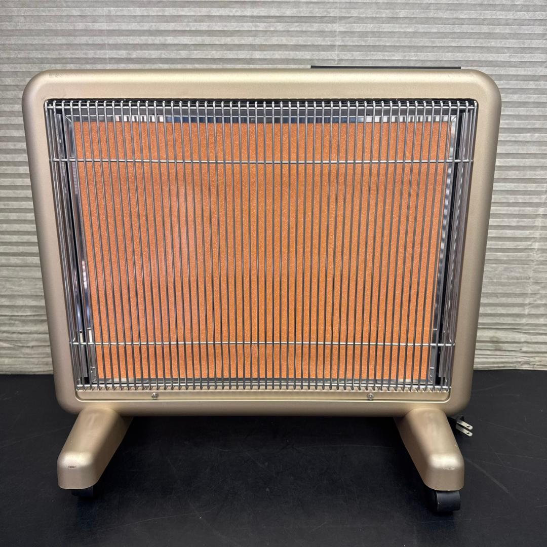 ☆サンルミエ・エクセラ7　N700L-GR　遠赤外線暖房器　日本遠赤外線